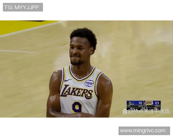 布朗尼今日得到12分6助攻，得分创赛季新高，助攻数追平纪录